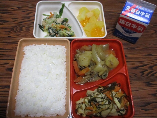 0127 中学校給食 (1).JPG