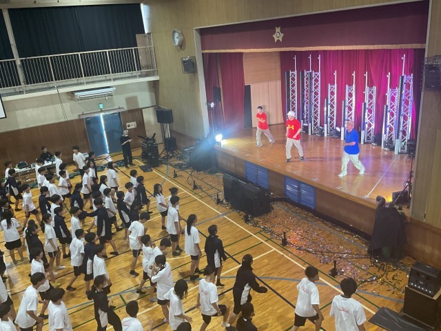 みんなでダンス