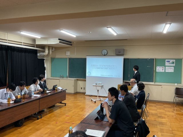 学校からの説明の様子